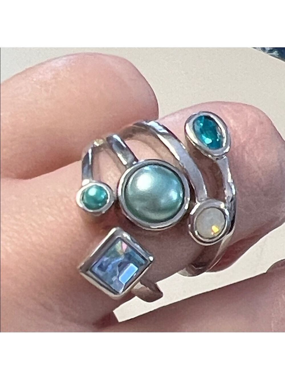 Lia Sophia Comet Ring Silver Tone with Teal White Blue & Green Stones Size 8 - Picture 2 of 7